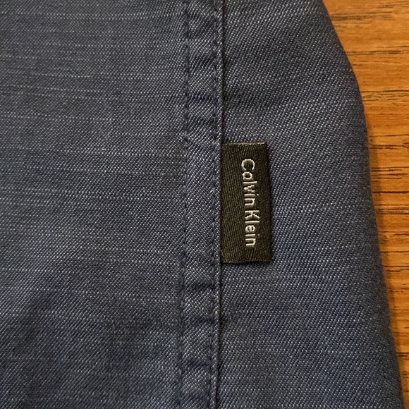 Bundle of 2 Calvin Klein Shirts Sz Large - Picture 7 of 8